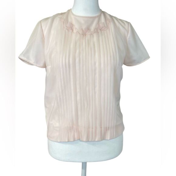 Vintage Pink Chiffon and Nylon Pleated Floral Short Sleeve Blouse Size Small - Picture 2 of 9